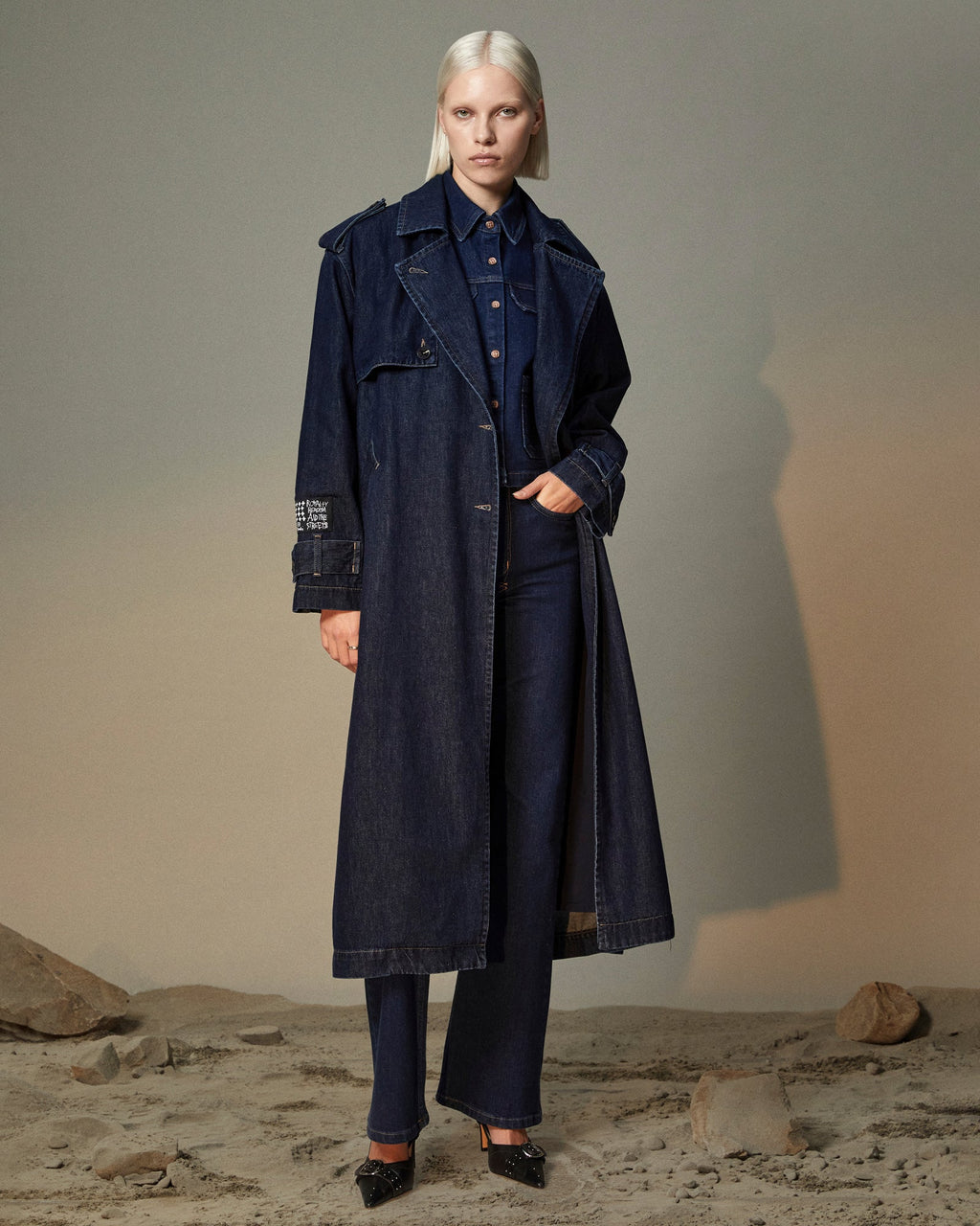 Womens Affinity Trench Legacy Relaxed Jackets - Denim