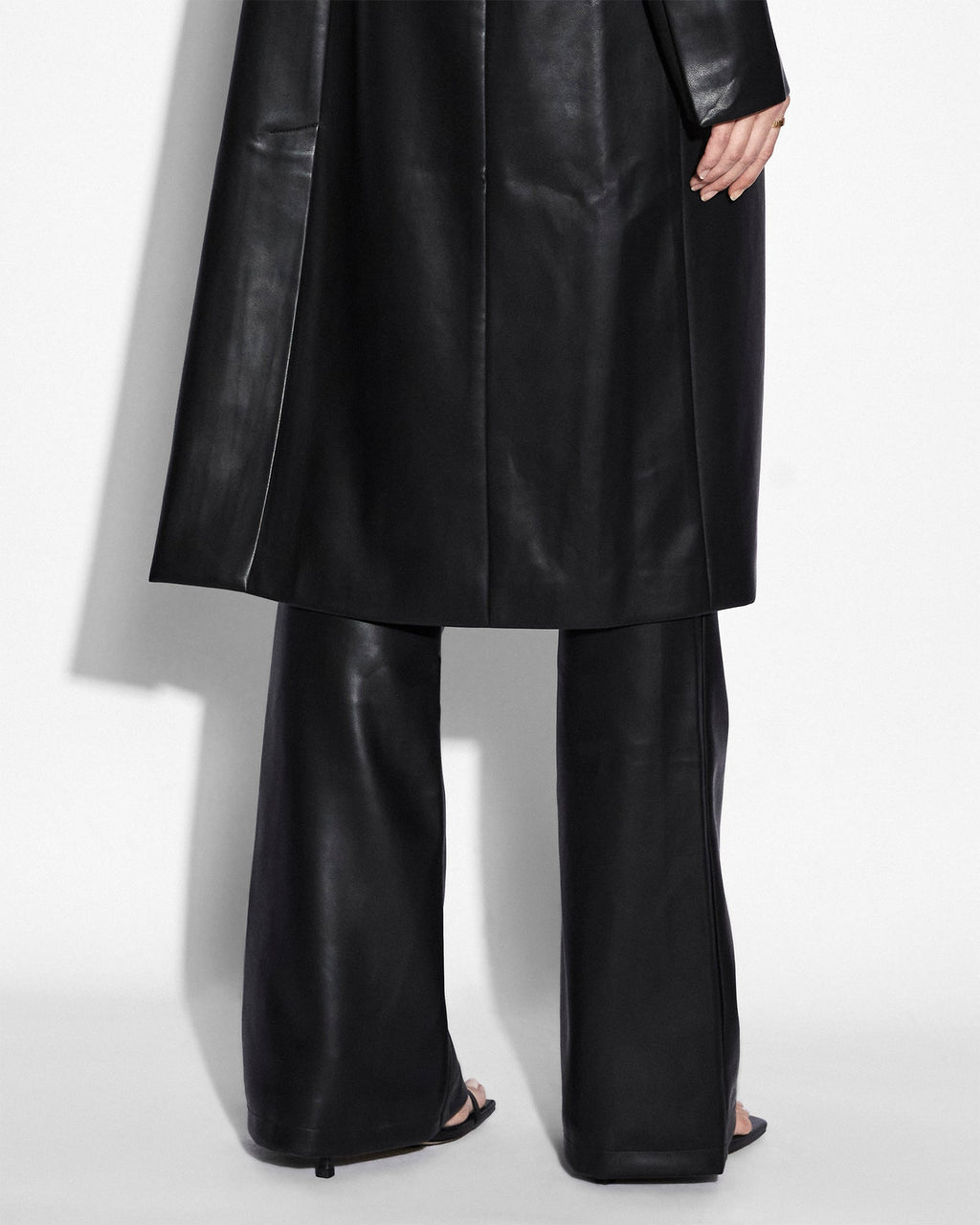 Womens Zephyr Duster Black Relaxed Jackets - Black