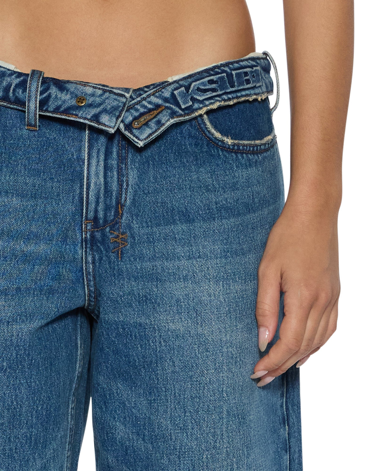 Womens Low Rider Flip Aged Relaxed Denim Jeans - Denim