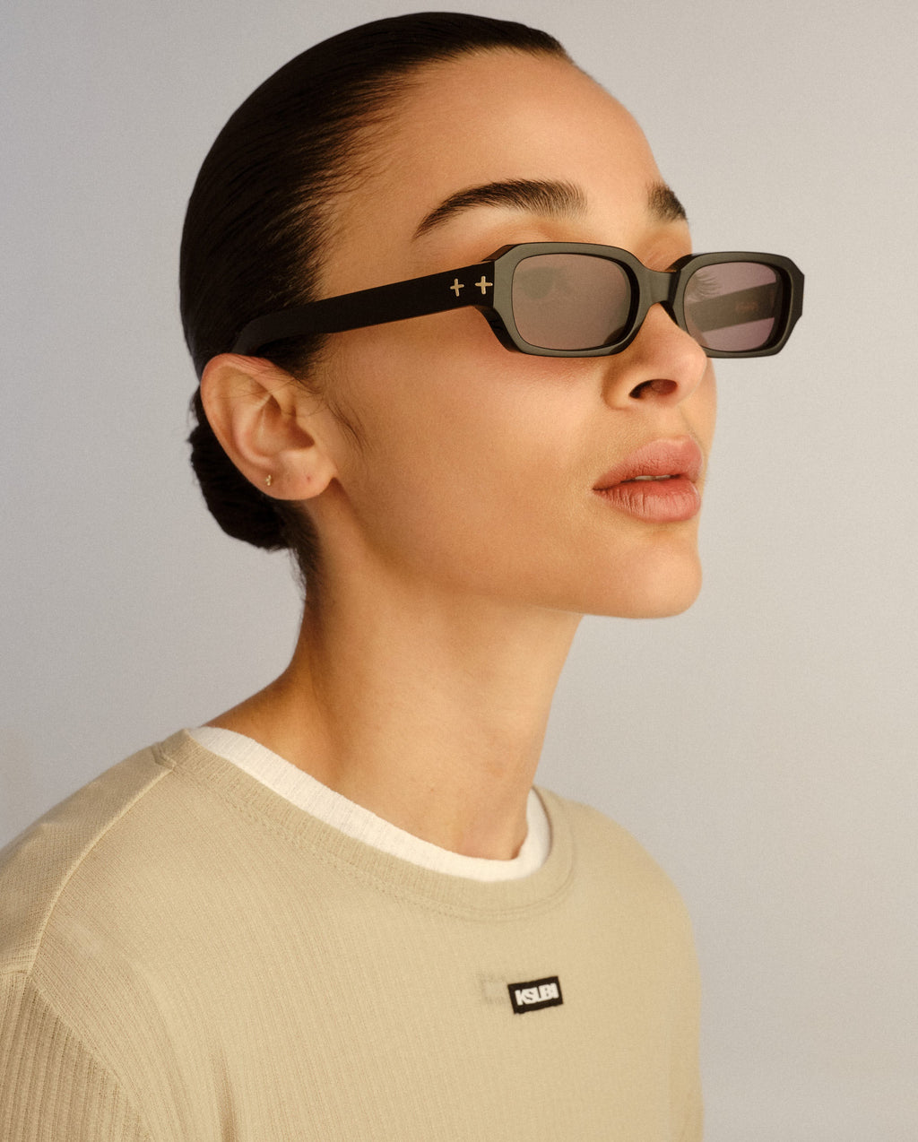 The Seven Sevens Sunglasses Black Gold Eyewear - Black