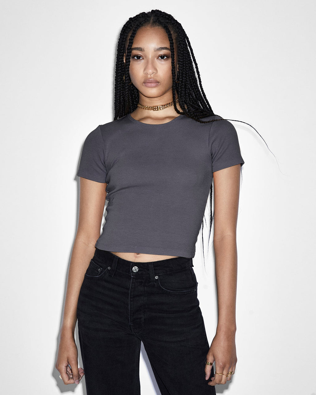 Womens Arise Ss Tee Coal Fitted Tees - Grey